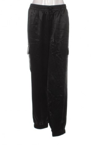 Damenhose Guess, Größe XL, Farbe Schwarz, Preis 102,99 €