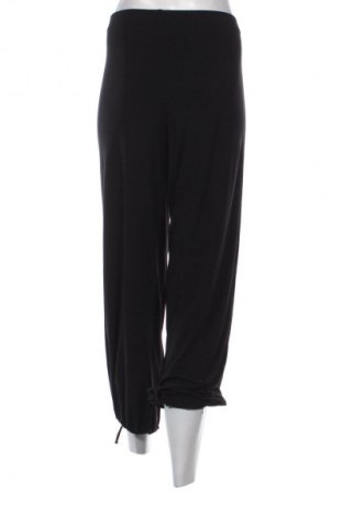 Pantaloni de femei Joseph Ribkoff, Mărime L, Culoare Negru, Preț 168,45 Lei