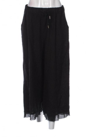Damskie spodnie NEW COLLECTION, Rozmiar M, Kolor Czarny, Cena 96,61 zł