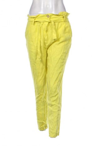 Damenhose NEW COLLECTION, Größe S, Farbe Gelb, Preis 56,37 €