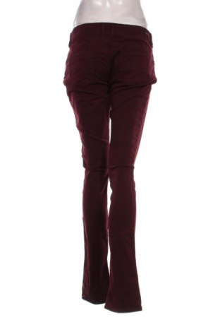 Pantaloni de femei Pepe Jeans, Mărime XL, Culoare Roșu, Preț 168,99 Lei