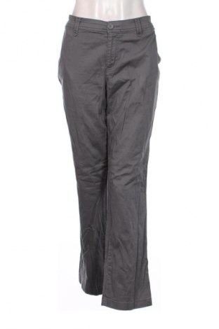 Damskie spodnie St John's Bay, Rozmiar XXL, Kolor Szary, Cena 38,99 zł