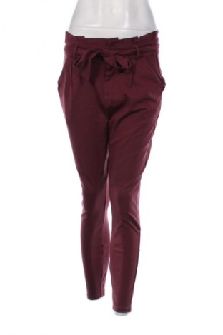 Pantaloni de femei Vero Moda, Mărime M, Culoare Roșu, Preț 44,99 Lei