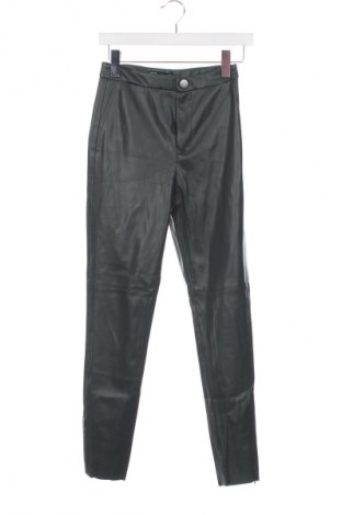 Damskie spodnie Zara, Rozmiar XS, Kolor Zielony, Cena 35,99 zł
