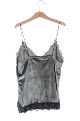 Damentop Bershka, Größe XS, Farbe Grün, Preis 20,99 €