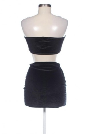 Dámský top Pretty Little Thing, Velikost S, Barva Černá, Cena  595,00 Kč