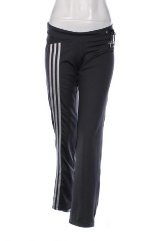 Női sport nadrág Adidas, Méret M, Szín Szürke, Ár 10 451 Ft