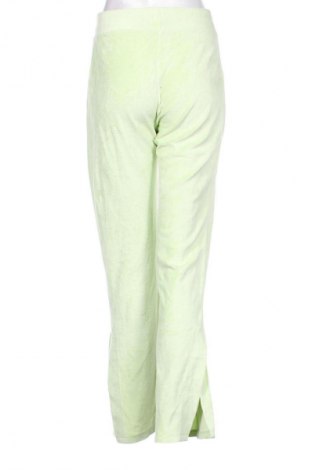 Damen Sporthose Pretty Little Thing, Größe S, Farbe Grün, Preis € 14,83