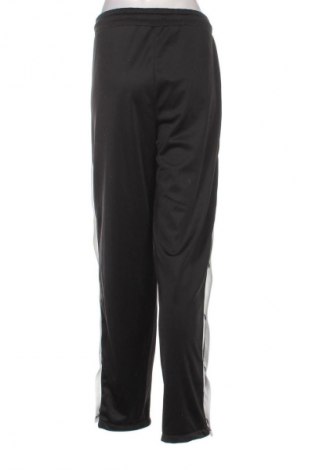 Damskie spodnie sportowe Urban Classics, Rozmiar XXL, Kolor Czarny, Cena 305,99 zł