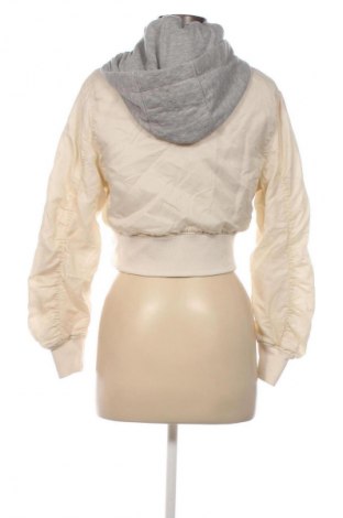 Geacă de femei Bershka, Mărime S, Culoare Ecru, Preț 59,99 Lei