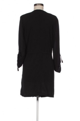 Dámska bunda  H&M Divided, Veľkosť M, Farba Čierna, Cena  25,17 €