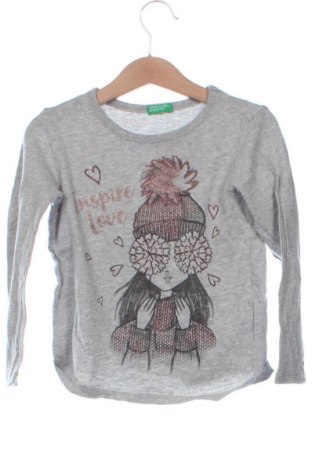 Παιδική μπλούζα United Colors Of Benetton, Μέγεθος 4-5y/ 110-116 εκ., Χρώμα Γκρί, Τιμή 8,99 €