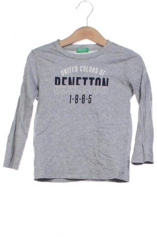 Dziecięca bluzka United Colors Of Benetton, Rozmiar 2-3y/ 98-104 cm, Kolor Szary, Cena 52,87 zł