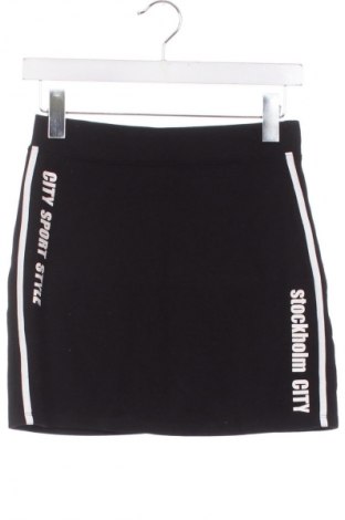 Detská sukňa  Lindex, Veľkosť 14-15y/ 168-170 cm, Farba Čierna, Cena  10,00 €