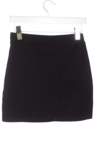 Detská sukňa  Lindex, Veľkosť 14-15y/ 168-170 cm, Farba Čierna, Cena  10,00 €