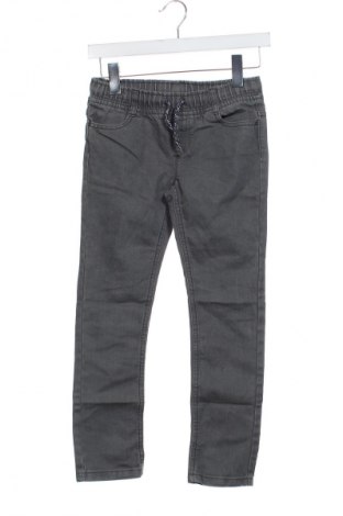 Dětské džíny  C&A, Velikost 7-8y/ 128-134 cm, Barva Černá, Cena  519,00 Kč