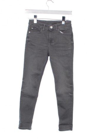 Kinderjeans H&M, Größe 8-9y/ 134-140 cm, Farbe Grau, Preis 10,99 €