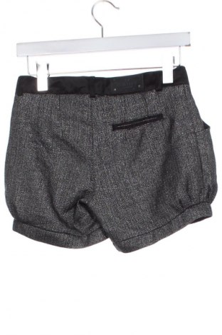 Kinder Shorts Limited, Größe 10-11y/ 146-152 cm, Farbe Grau, Preis € 12,79