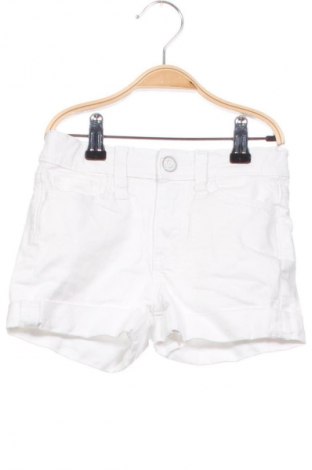 Παιδικό κοντό παντελόνι Old Navy, Μέγεθος 5-6y/ 116-122 εκ., Χρώμα Λευκό, Τιμή 7,99 €