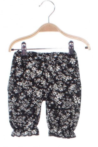 Kinder Shorts Unbranded, Größe 3-6m/ 62-68 cm, Farbe Mehrfarbig, Preis € 7,16