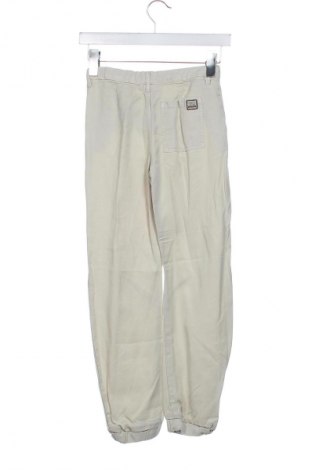 Kinderhose Guess, Größe 7-8y/ 128-134 cm, Farbe Grün, Preis € 20,97