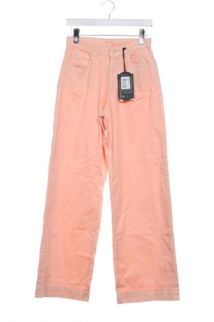 Dziecięce spodnie Guess, Rozmiar 15-18y/ 170-176 cm, Kolor Różowy, Cena 213,79 zł