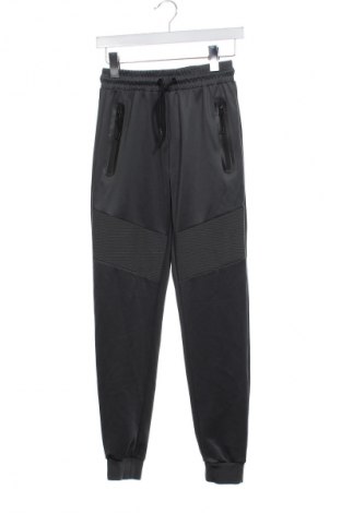 Dětské tepláky Chapter, Velikost 12-13y/ 158-164 cm, Barva Šedá, Cena  409,00 Kč