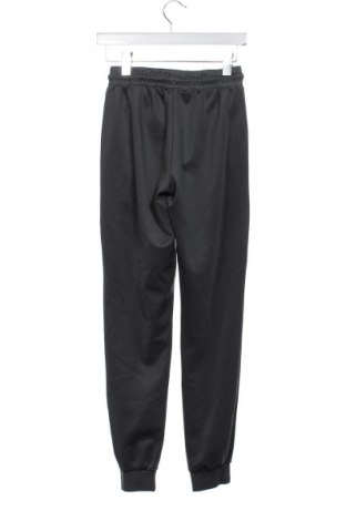 Dětské tepláky Chapter, Velikost 12-13y/ 158-164 cm, Barva Šedá, Cena  409,00 Kč