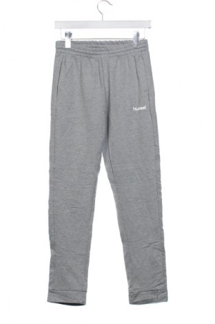Detské tepláky Hummel, Veľkosť 15-18y/ 170-176 cm, Farba Sivá, Cena  15,95 €