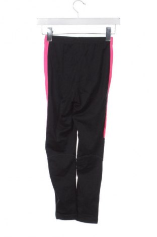 Kinder Sporthose Nike, Größe 6-7y/ 122-128 cm, Farbe Schwarz, Preis € 53,99