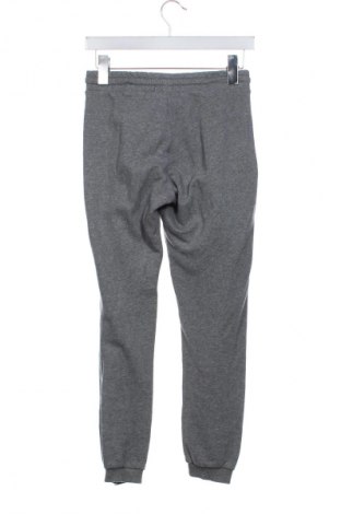Dětské tepláky United Colors Of Benetton, Velikost 10-11y/ 146-152 cm, Barva Šedá, Cena  342,00 Kč