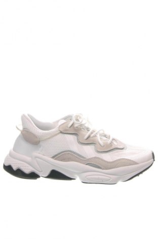 Мъжки обувки Adidas Originals, Размер 44, Цвят Многоцветен, Цена 89,99 лв.