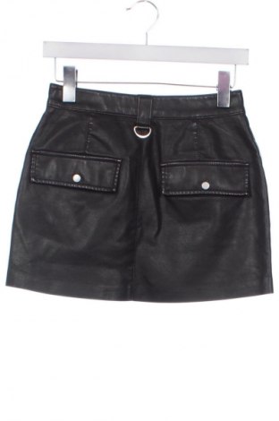 Φούστα Bershka, Μέγεθος XS, Χρώμα Μαύρο, Τιμή 16,39 €