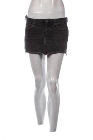 Fustă Bershka, Mărime M, Culoare Negru, Preț 78,79 Lei