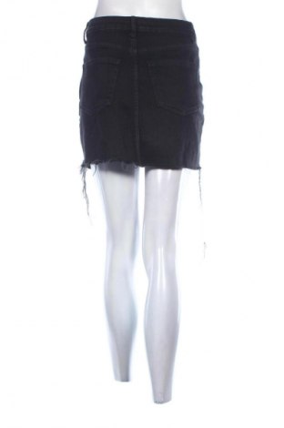 Fustă Bershka, Mărime S, Culoare Negru, Preț 81,04 Lei