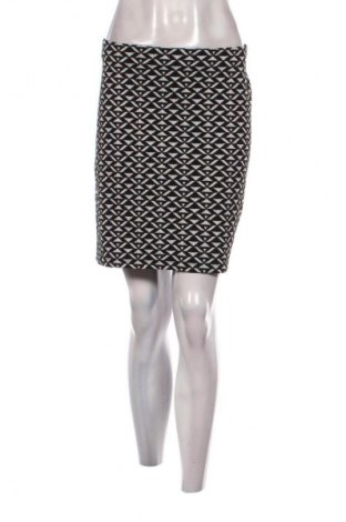 Пола Gina Tricot, Размер XL, Цвят Многоцветен, Цена 16,99 лв.