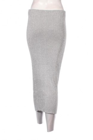 Пола H&M, Размер M, Цвят Сив, Цена 23,99 лв.