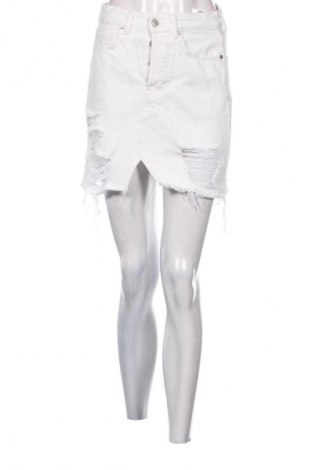 Fustă H&M, Mărime S, Culoare Alb, Preț 26,99 Lei