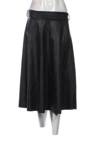 Пола NEW COLLECTION, Размер S, Цвят Черен, Цена 93,00 лв.