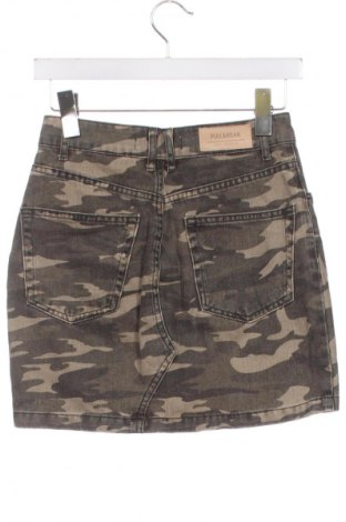 Szoknya Pull&Bear, Méret XS, Szín Sokszínű, Ár 6 056 Ft