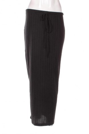 Spódnica SHEIN, Rozmiar XL, Kolor Czarny, Cena 118,99 zł