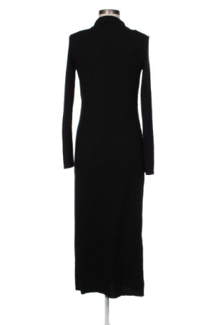 Šaty  ABOUT YOU x Toni Garrn, Velikost M, Barva Černá, Cena  1 749,00 Kč