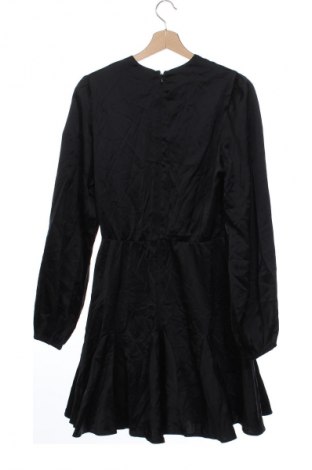 Sukienka Abercrombie & Fitch, Rozmiar M, Kolor Czarny, Cena 203,99 zł