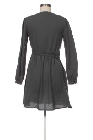 Kleid About You, Größe S, Farbe Grün, Preis 18,99 €
