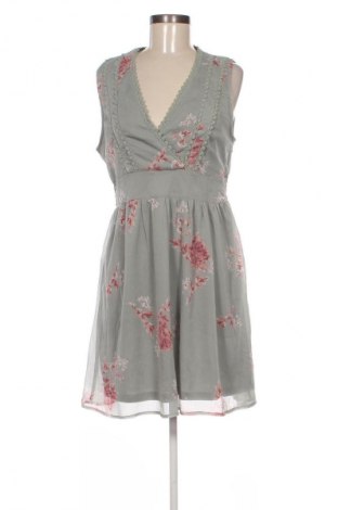 Kleid About You, Größe M, Farbe Mehrfarbig, Preis 37,42 €