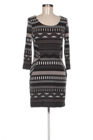 Kleid Ajc, Größe M, Farbe Mehrfarbig, Preis 20,99 €