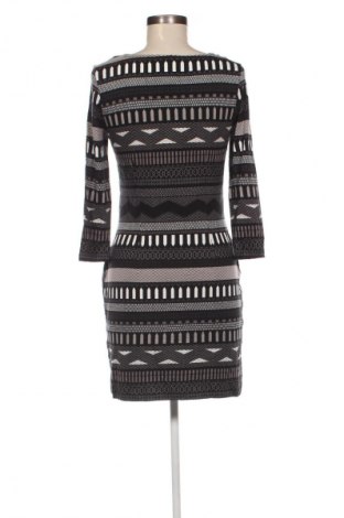 Kleid Ajc, Größe M, Farbe Mehrfarbig, Preis 20,99 €