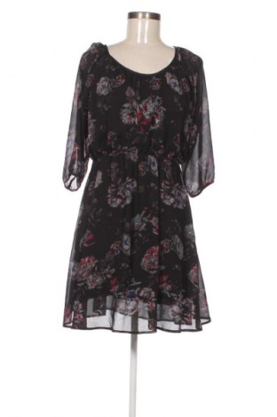 Kleid Amisu, Größe M, Farbe Mehrfarbig, Preis 20,99 €