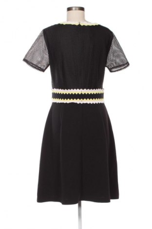 Kleid Apart, Größe M, Farbe Schwarz, Preis 37,99 €