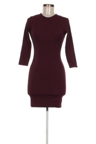 Sukienka Bershka, Rozmiar S, Kolor Fioletowy, Cena 95,99 zł